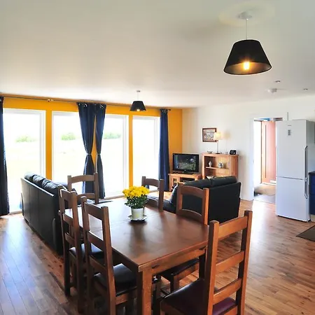 Hartaval & Baca Ruadh Apartment Staffin Exterior photo